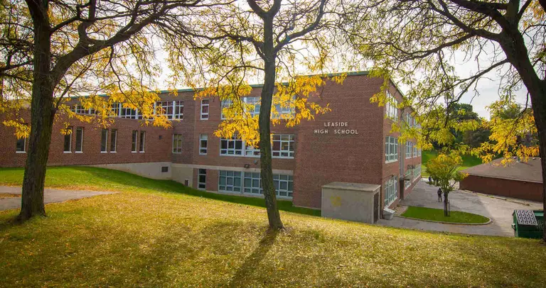 Great Toronto Movers blog best public high schools in Toronto 2025. Leaside high school.