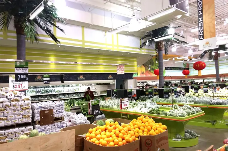 Great Toronto Movers blog best affordable grocery stores in Toronto 2024. Sunny foodmarket.
